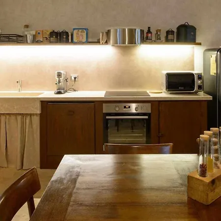 Domus Calzolari Apartmán *