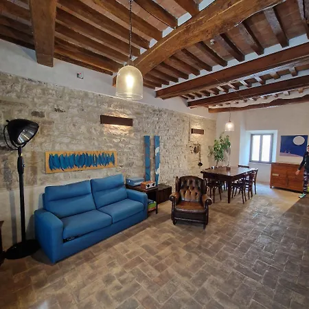Domus Calzolari Apartamento Gubbio